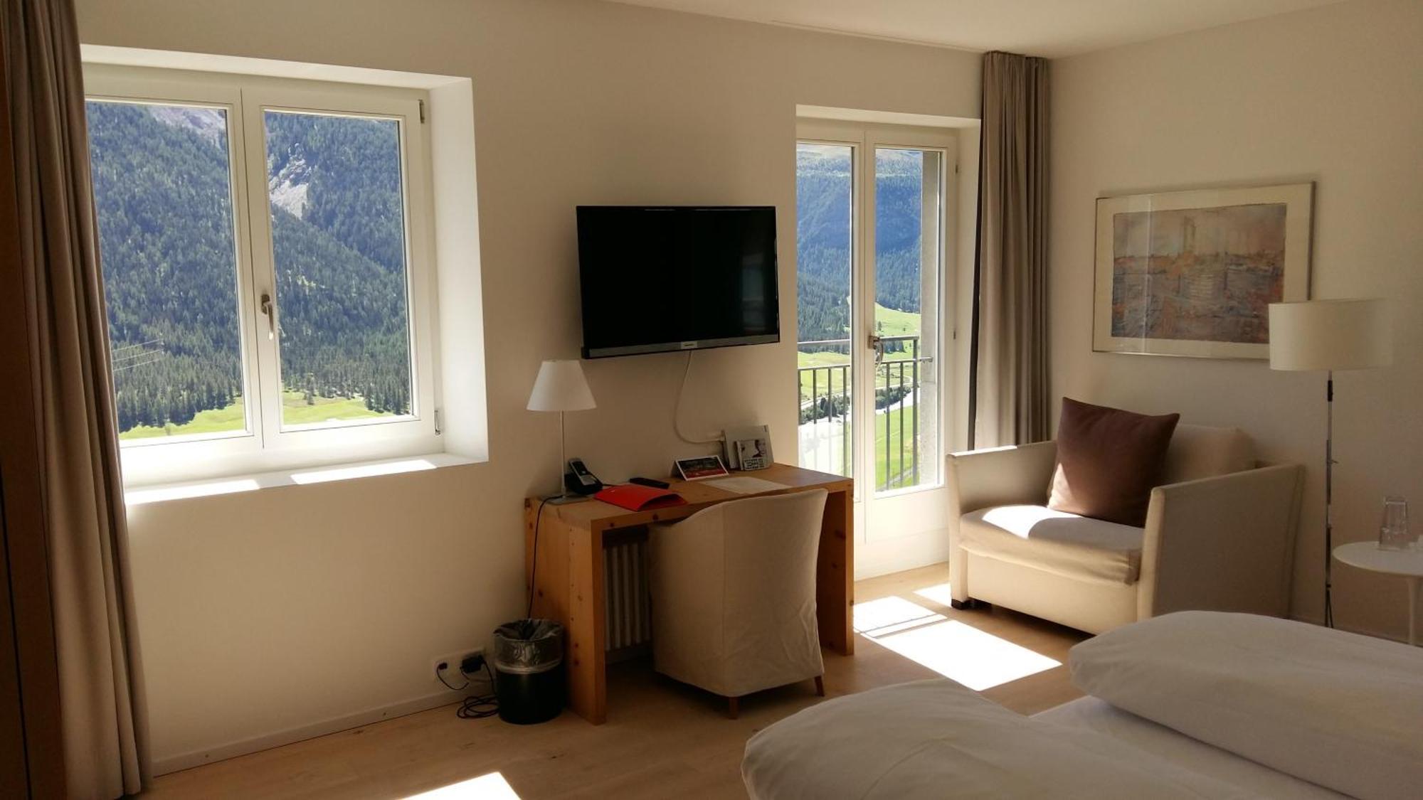 Hotel Castell Цуоц Екстер'єр фото