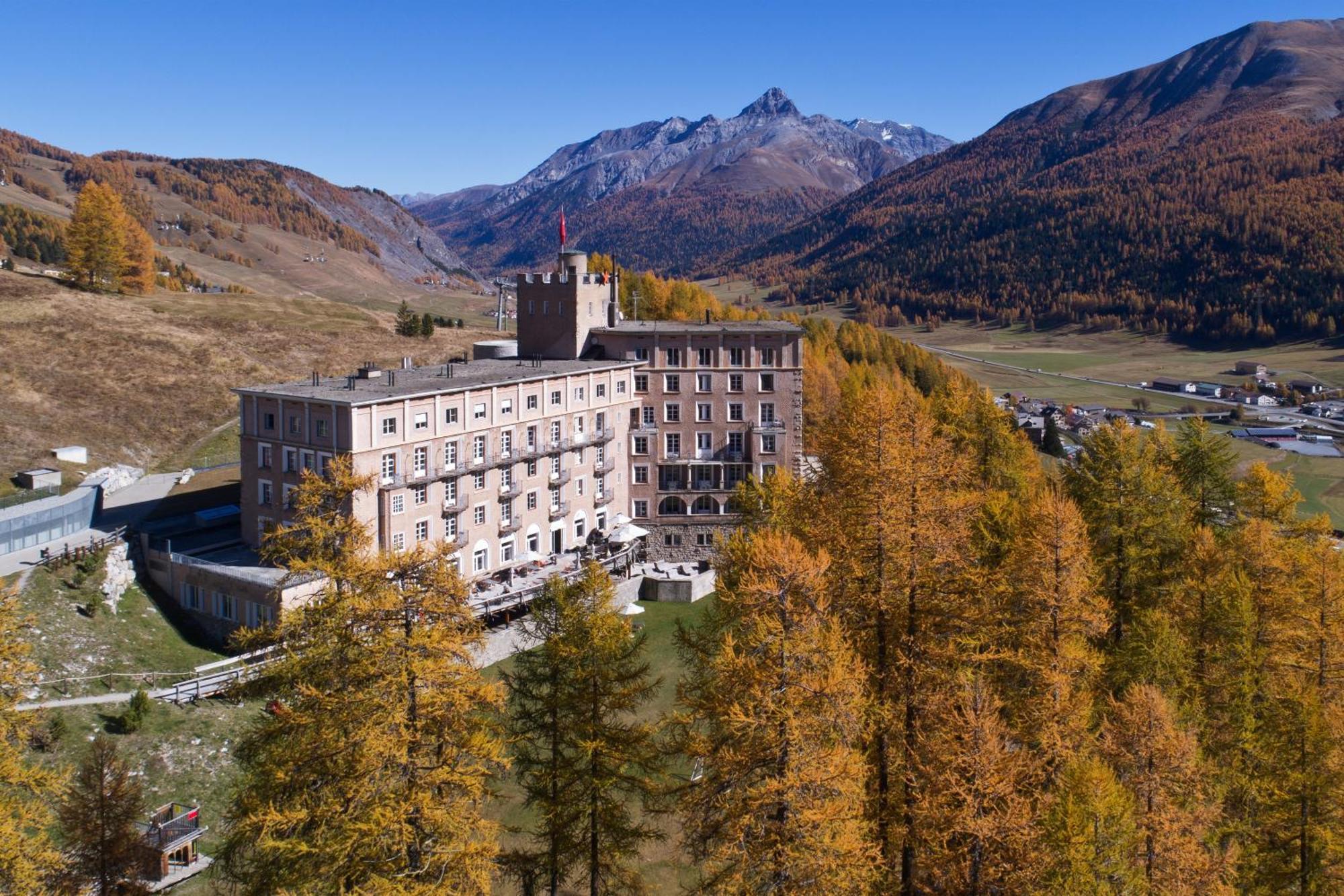 Hotel Castell Цуоц Екстер'єр фото