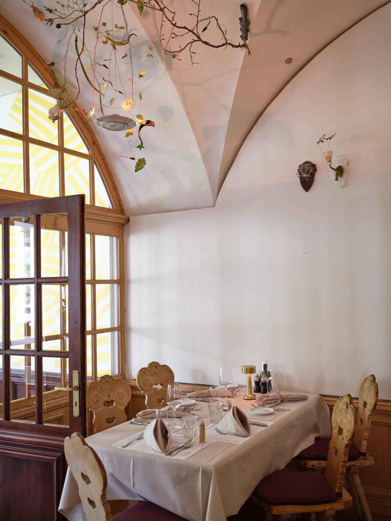 Hotel Castell Цуоц Екстер'єр фото
