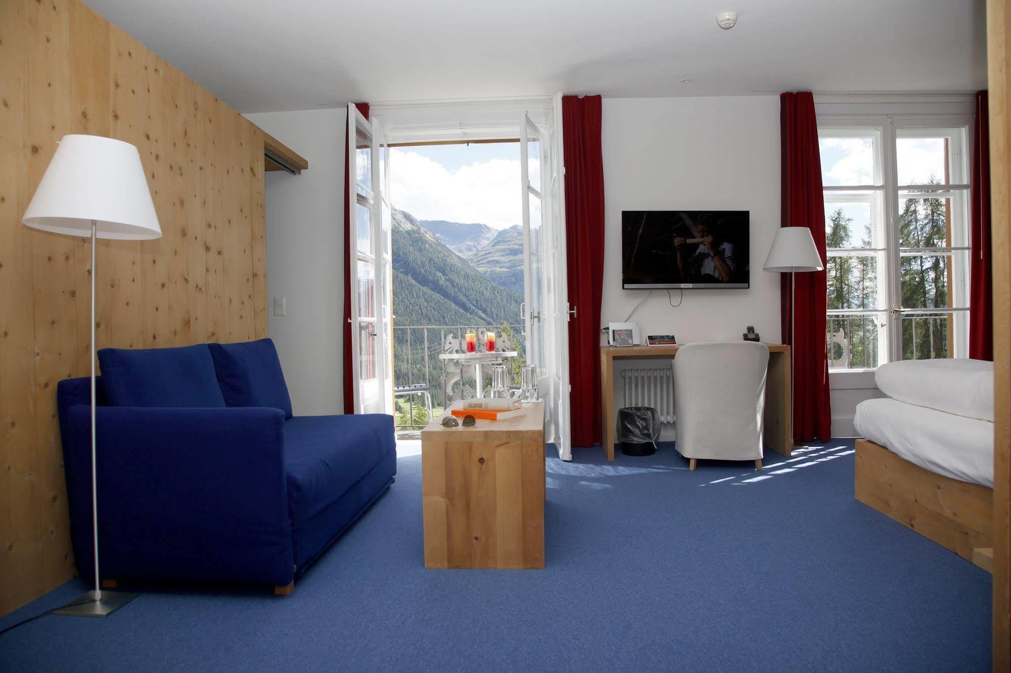 Hotel Castell Цуоц Екстер'єр фото